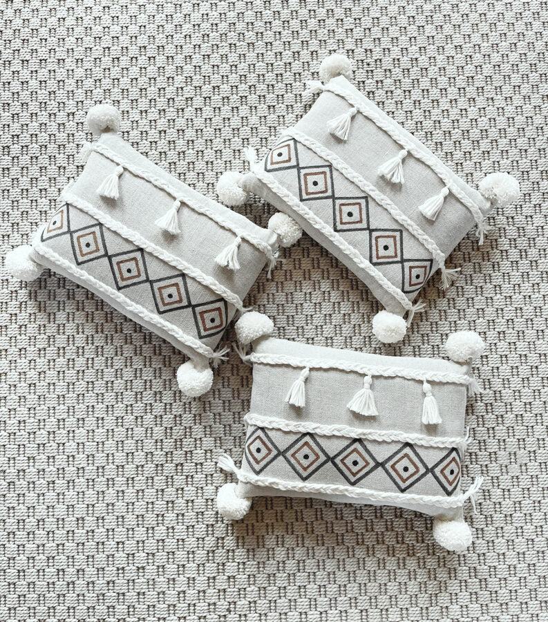 "BOHO" stila dekoratīvs spilvens